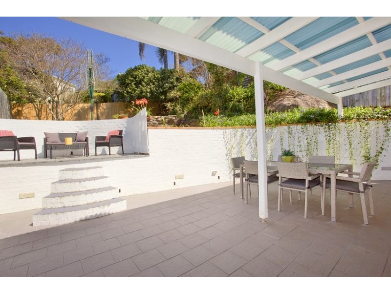 44 Curl Curl Parade, Curl Curl NSW 2096