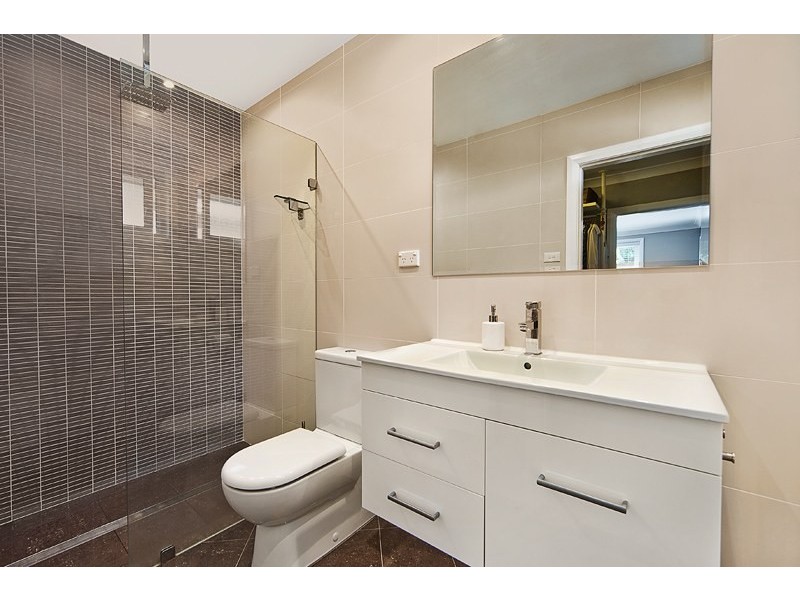 30 Woodlands Road, Forestville NSW 2087