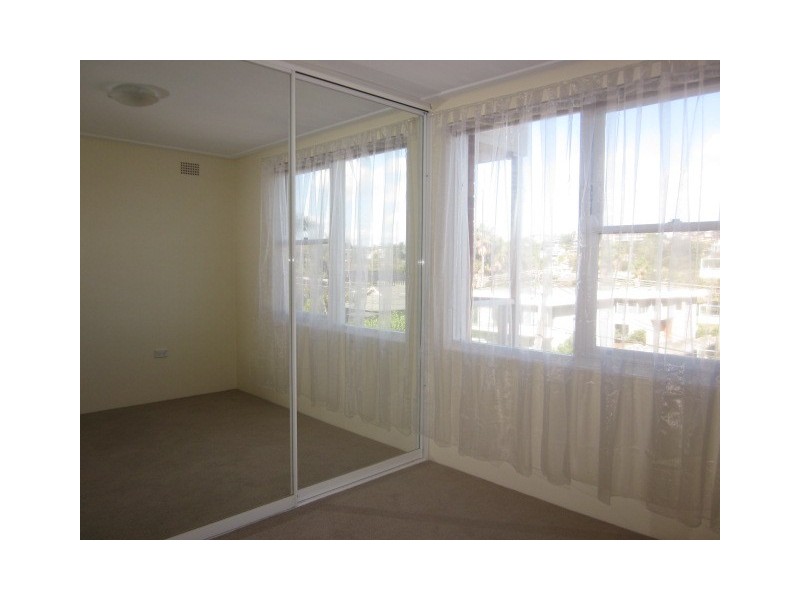 6/38 Oceanview Road, Freshwater NSW 2096