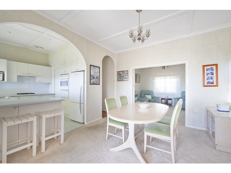 32 Peacock Street, Seaforth NSW 2092