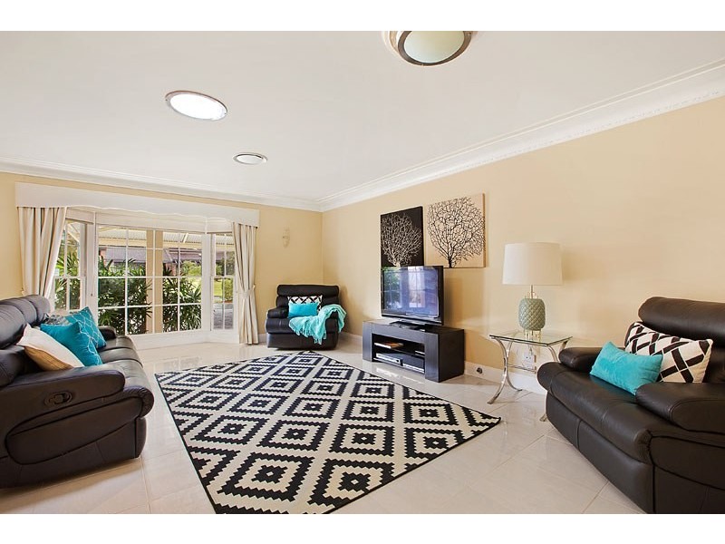 53 Calool Crescent, Belrose NSW 2085