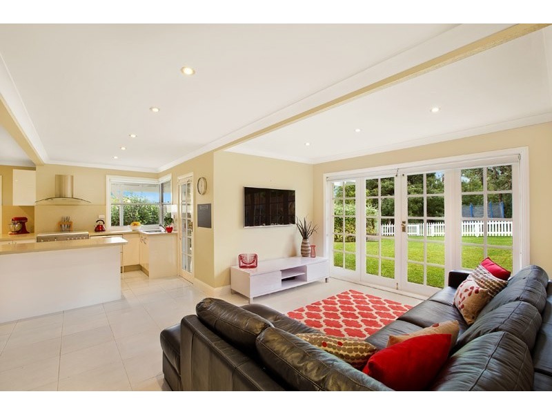 53 Calool Crescent, Belrose NSW 2085