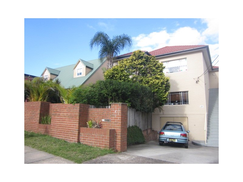 2/25 Charles Street, Freshwater NSW 2096