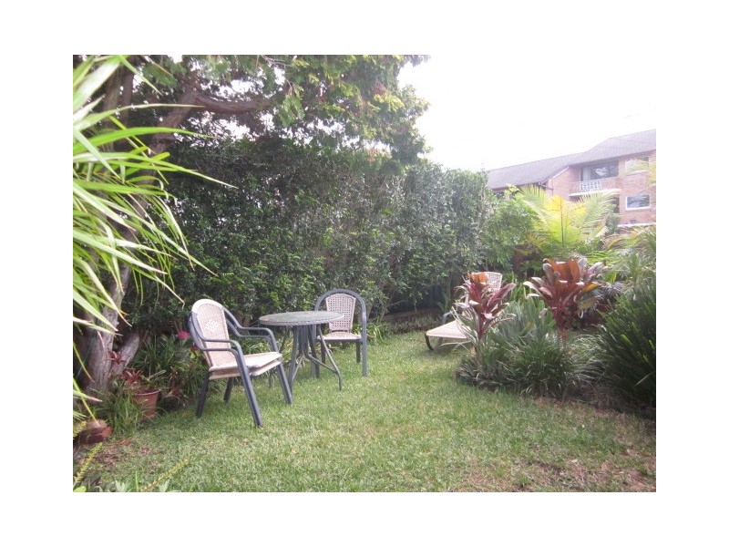 2/25 Charles Street, Freshwater NSW 2096