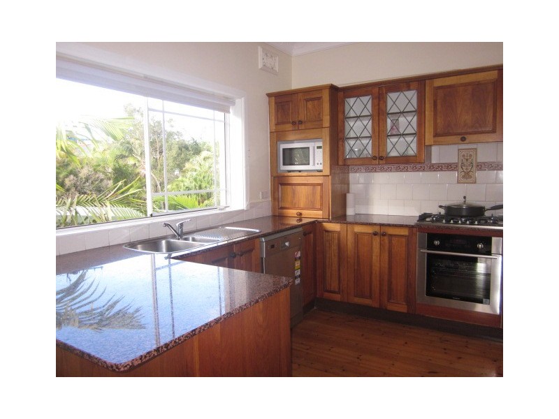 2/25 Charles Street, Freshwater NSW 2096