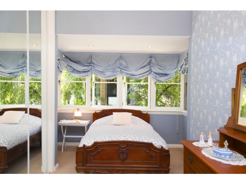 4 Garner Avenue, Frenchs Forest NSW 2086