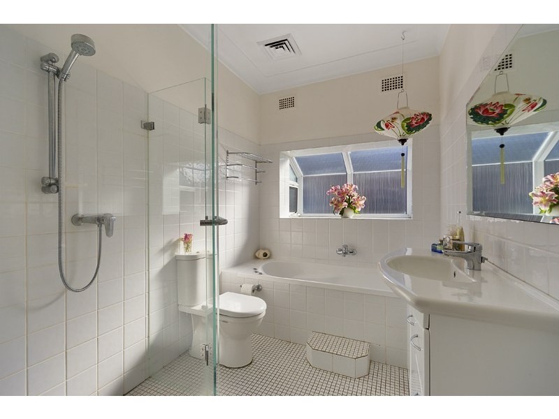 9 Woolgoolga Street, North Balgowlah NSW 2093