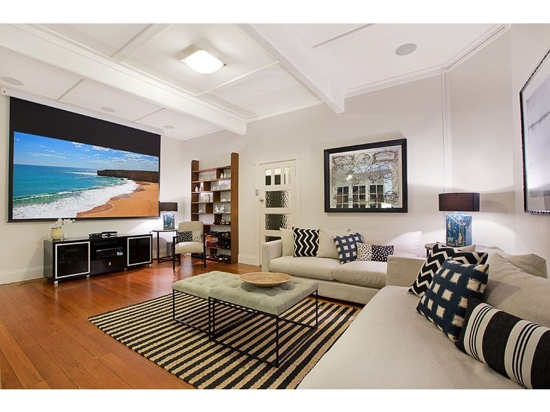 21 Peacock Street, Seaforth NSW 2092