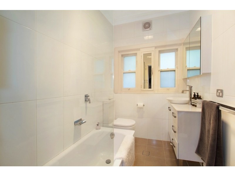 1/8 White Street, Balgowlah NSW 2093