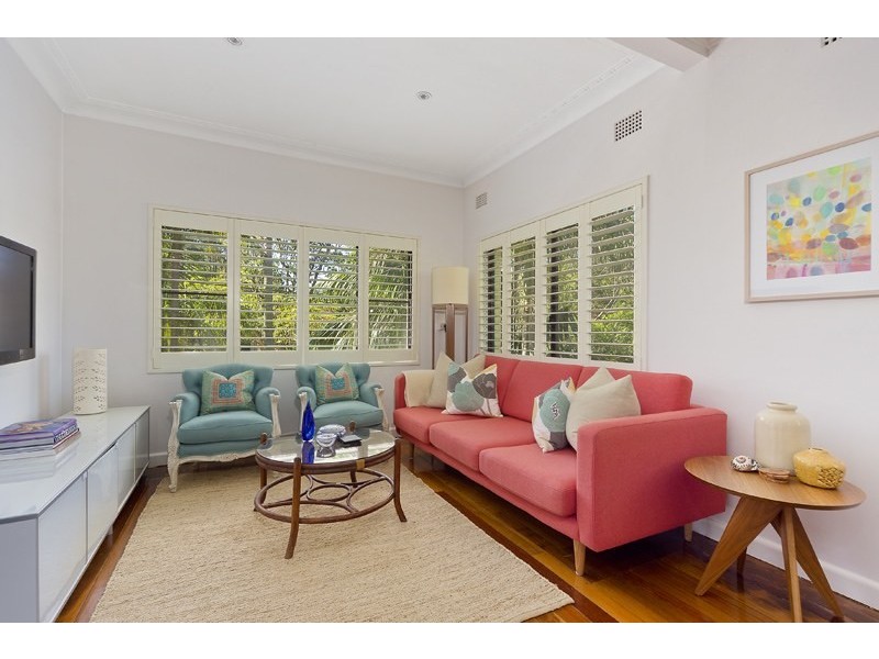 2/16 Wyuna Avenue, Freshwater NSW 2096