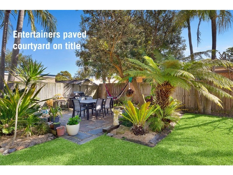 2/16 Wyuna Avenue, Freshwater NSW 2096