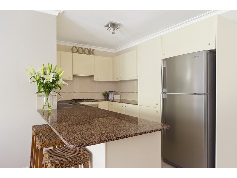8/11-13 Gulliver Street, Brookvale NSW 2100