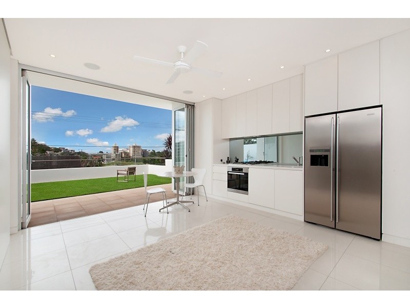 71 Undercliff Street, Freshwater NSW 2096