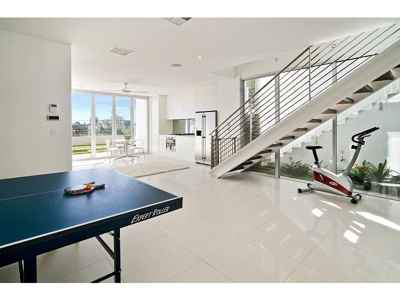 71 Undercliff Street, Freshwater NSW 2096