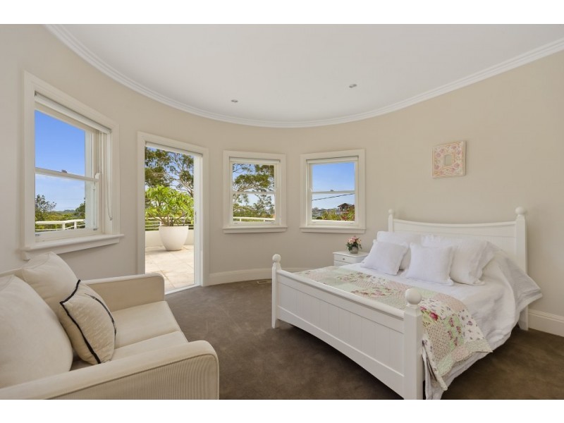 4 Alma Street, Clontarf NSW 2093