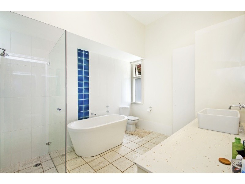 8 Kangaroo Street, Manly NSW 2095