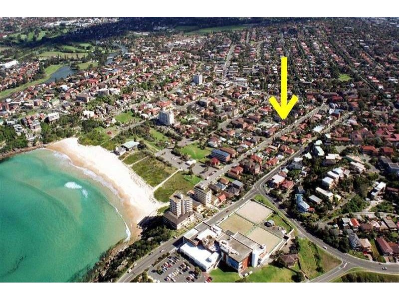 4/15 Oceanview Road, Freshwater NSW 2096