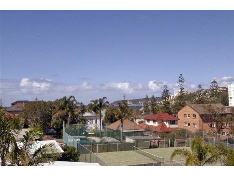 4/15 Oceanview Road, Freshwater NSW 2096