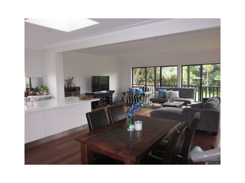 49 Wyadra Avenue, Freshwater NSW 2096