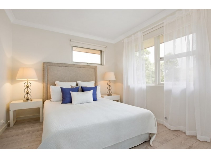 11/6 Campbell Parade, Manly Vale NSW 2093