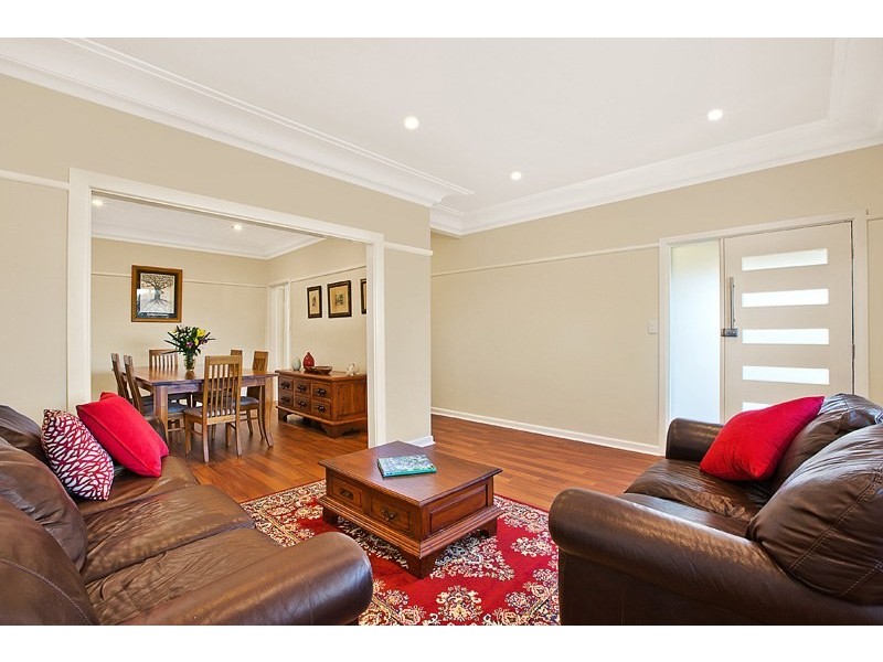 10 Prince Edward Road, Seaforth NSW 2092