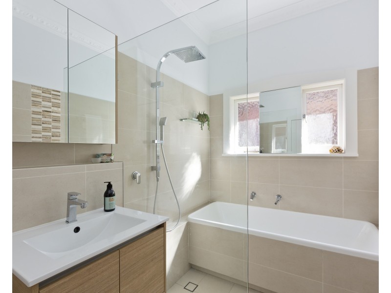 2/3A Northcote Avenue, Fairlight NSW 2094