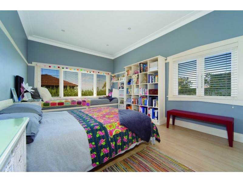 34 Hilltop Crescent, Fairlight NSW 2094