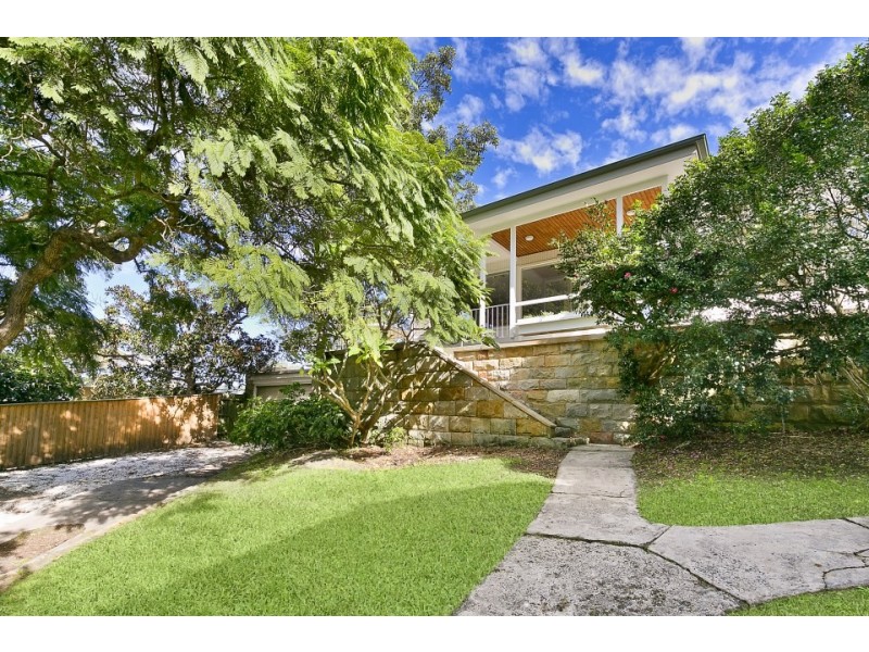 16 Elanora Road, Elanora Heights NSW 2101