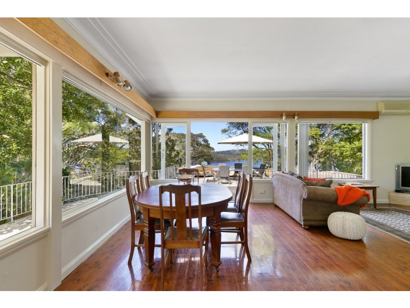 16 Elanora Road, Elanora Heights NSW 2101