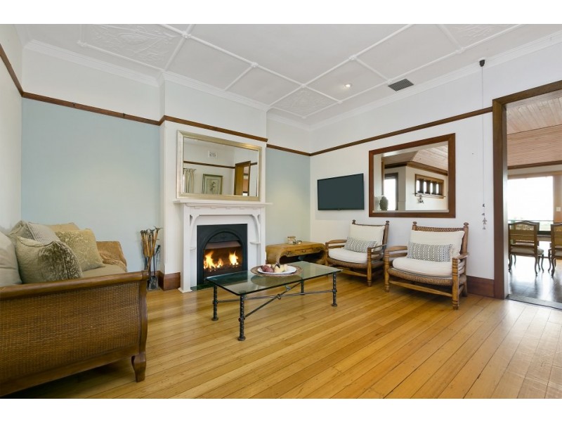 8 Parkview Road, Fairlight NSW 2094