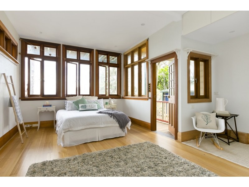 8 Parkview Road, Fairlight NSW 2094