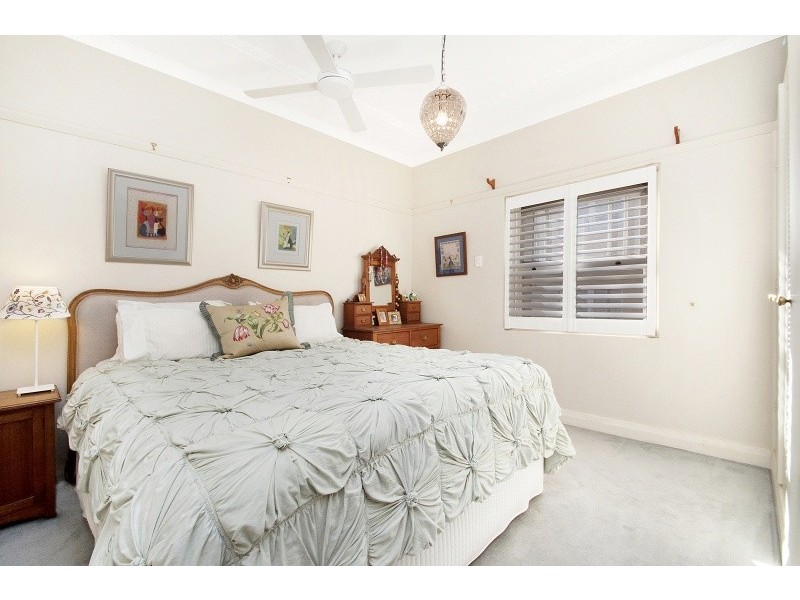 2/82 Wanganella Street, Balgowlah NSW 2093