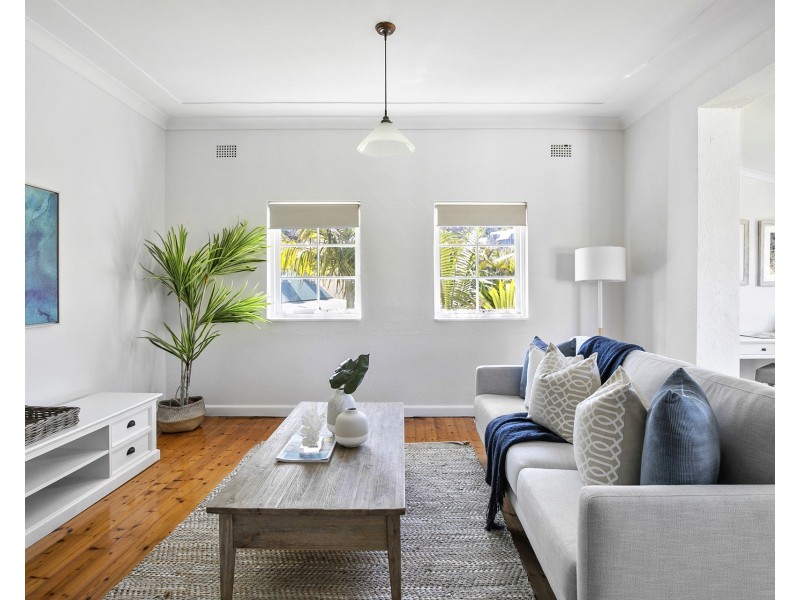 2/25 Charles Street, Freshwater NSW 2096