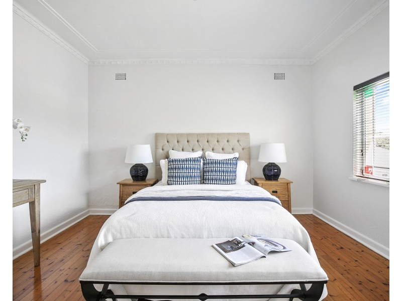 2/25 Charles Street, Freshwater NSW 2096