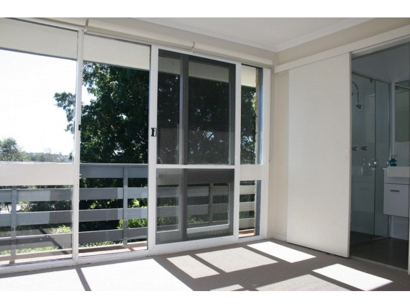 2/79 Balgowlah Road, Fairlight NSW 2094