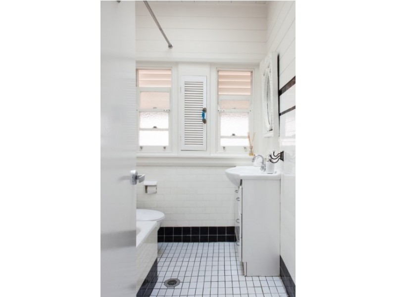 13 Francis Street, Fairlight NSW 2094