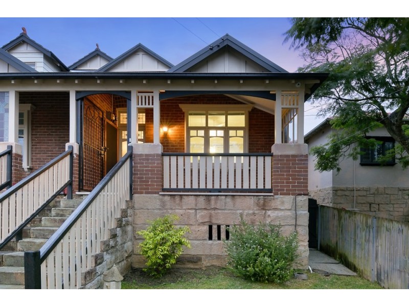 255 Sydney Road, Fairlight NSW 2094