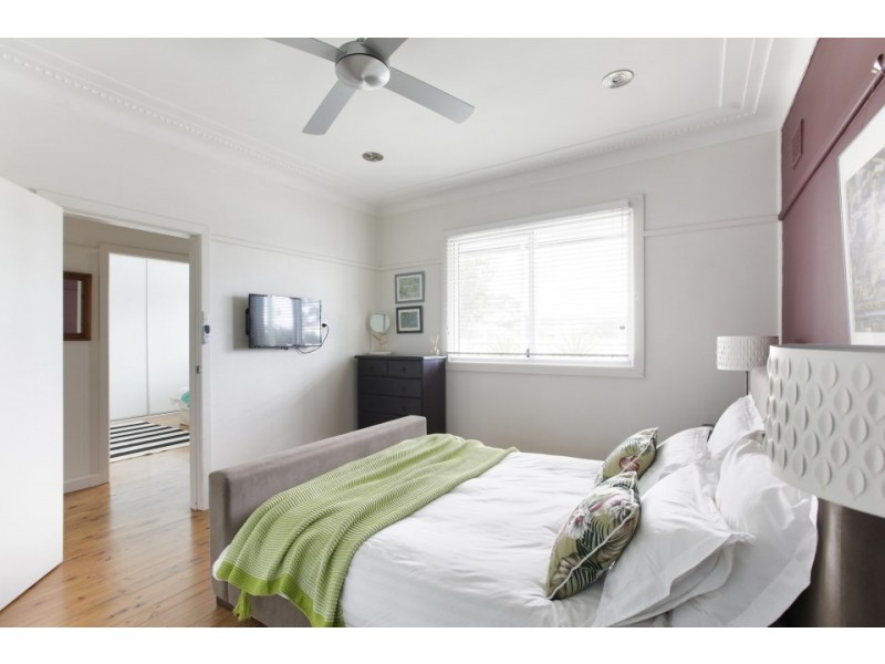 235 Warringah Road, Beacon Hill NSW 2100