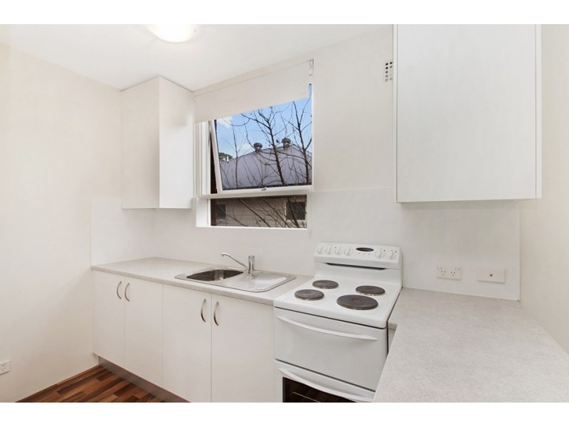 4/27  La Perouse Street, Fairlight NSW 2094