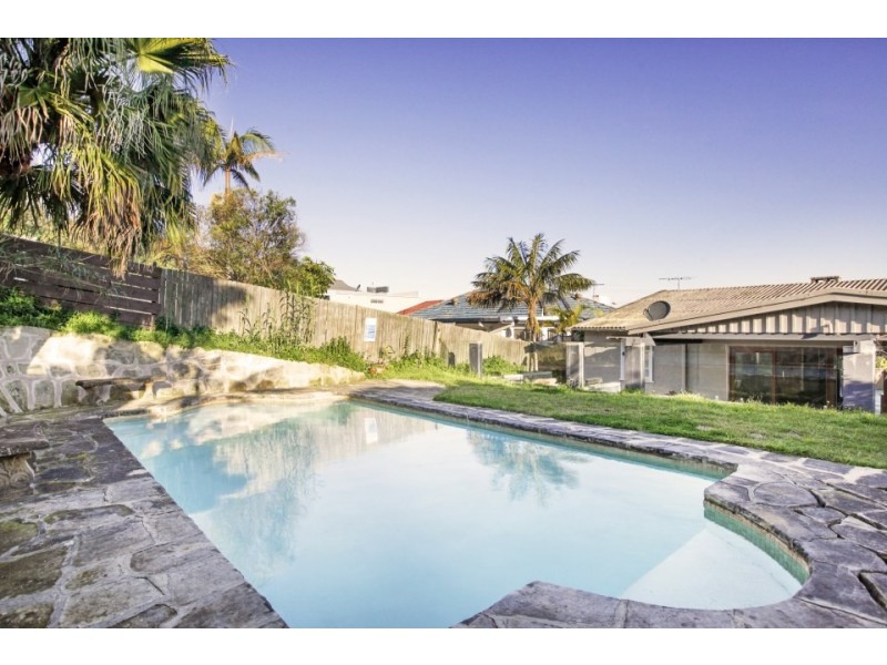 907 Pittwater Road, Collaroy NSW 2097