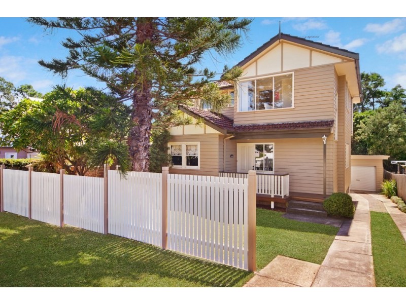 8 Stewart Avenue, Curl Curl NSW 2096