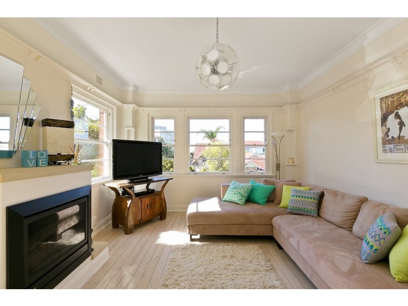 2/17 Laurence Street, Manly NSW 2095