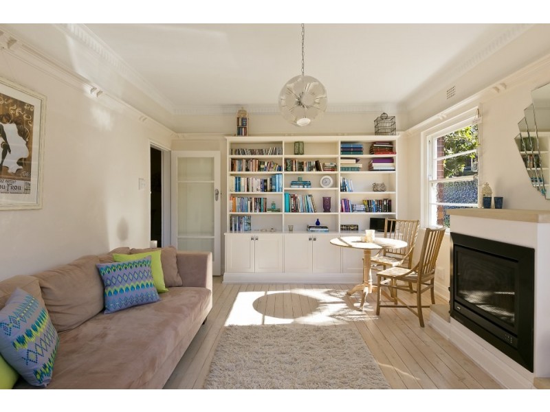 2/17 Laurence Street, Manly NSW 2095