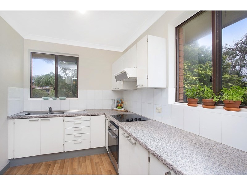 5/90-92 Wyadra Avenue, Freshwater NSW 2096