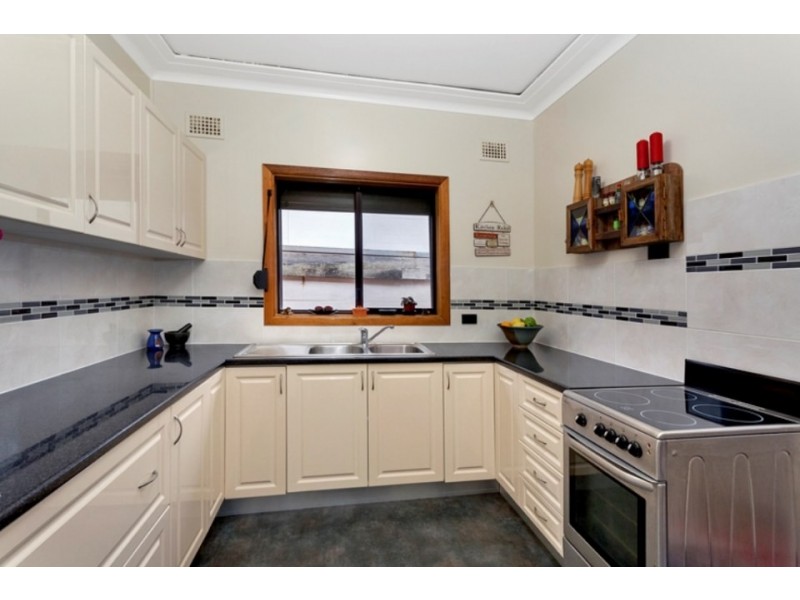 11 Fitzpatrick Avenue, Frenchs Forest NSW 2086