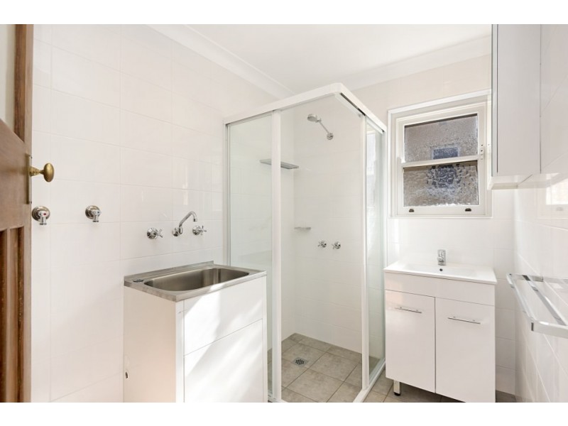 2/82 Wanganella Street, Balgowlah NSW 2093