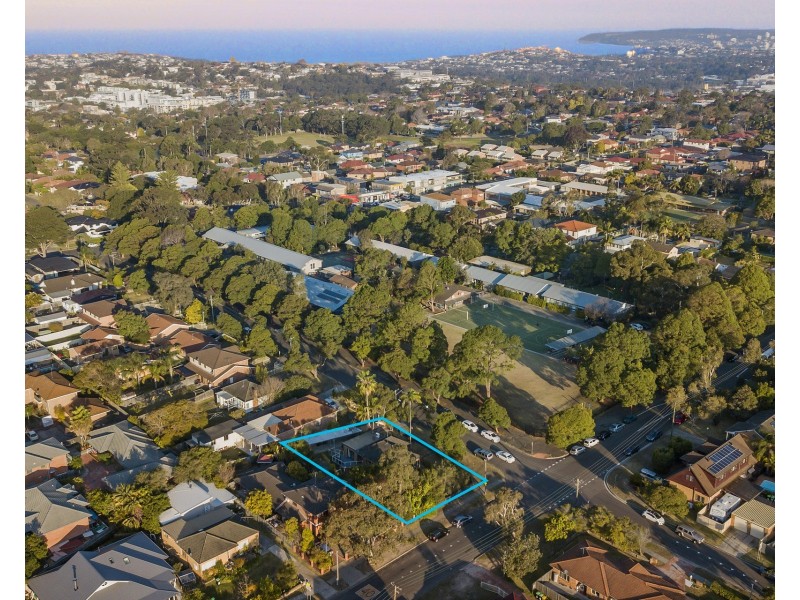 65 Waratah Parade, Narraweena NSW 2099