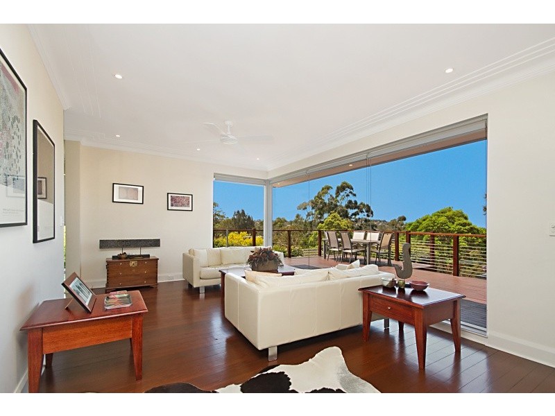 126 Owen Stanley Avenue, Allambie Heights NSW 2100