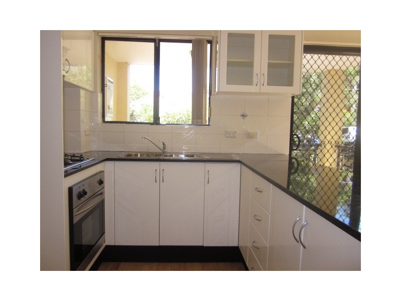 3/12 Campbell Parade, Manly Vale NSW 2093