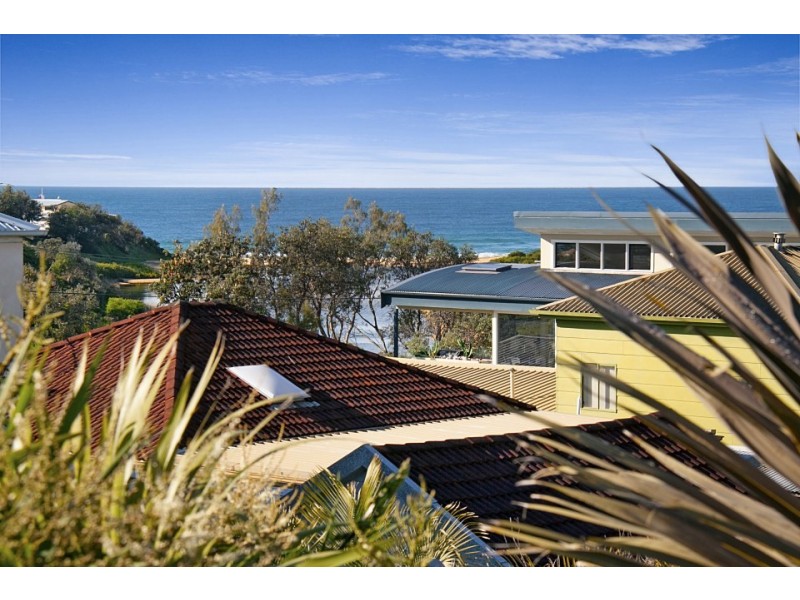 53 Griffin Road, North Curl Curl NSW 2099